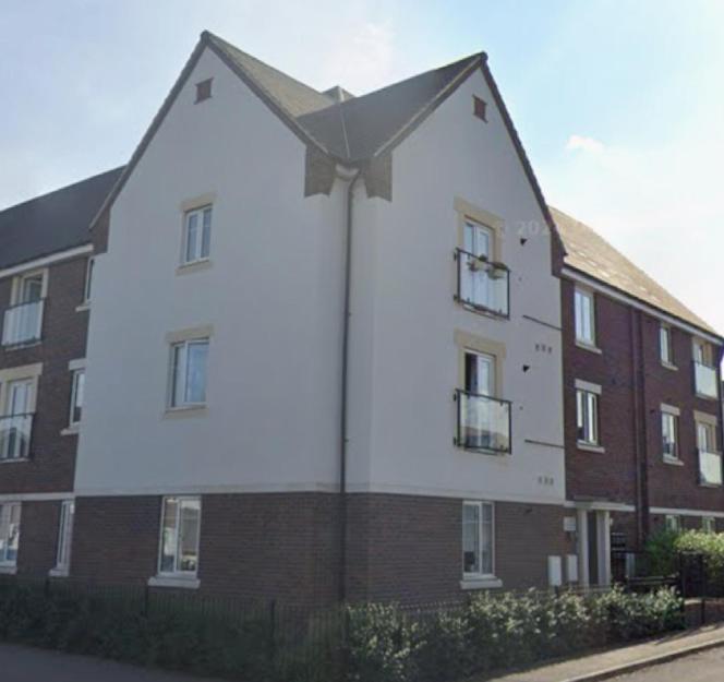 Crawley 2Bed Apartament Close To Gatwick Airport Copthorne  Exteriör bild
